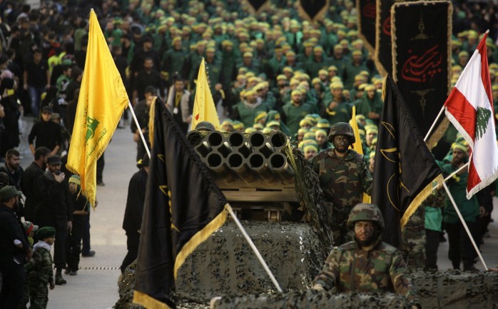 عناصر من تنظيم حزب الله اللبناني